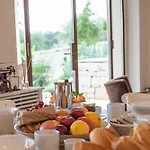 Villa Cantalanotte Luxury Trulli Cisternino