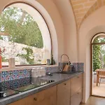 Cantalanotte Luxury Trulli Villa *