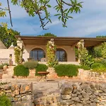 Villa Cantalanotte Luxury Trulli