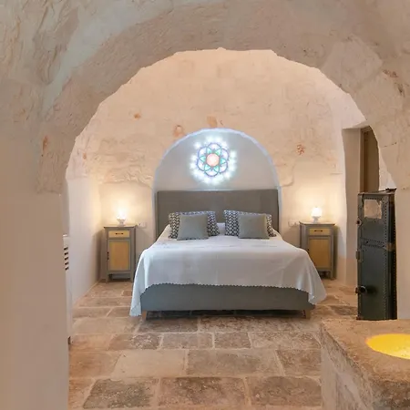 Villa Cantalanotte Luxury Trulli Cisternino
